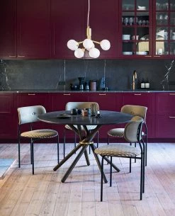 Vakkerlight Apiales Chandeliers