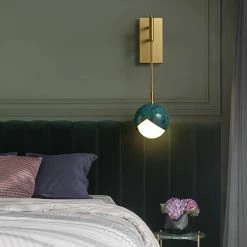 Vakkerlight Benedict Sconce