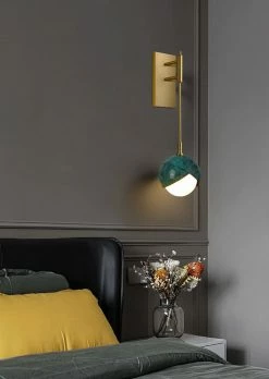Vakkerlight Benedict Sconce