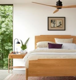 Vakker Cedar Moss Table Lamp