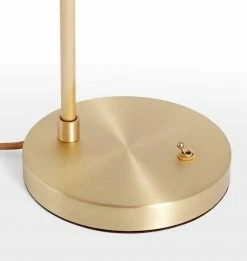 Vakker Cedar Moss Table Lamp