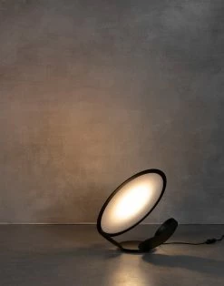 Vakkerlight Cut Table Lamp