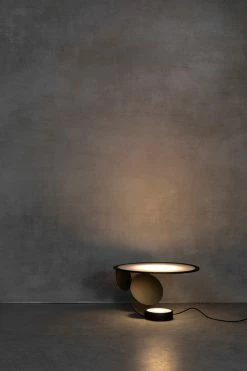 Vakkerlight Cut Table Lamp