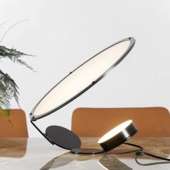 Vakkerlight Cut Table Lamp