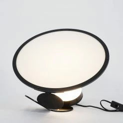 Vakkerlight Cut Table Lamp