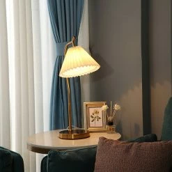 Vakkerlight Table Lamps Gold Gooseneck Table Lamp