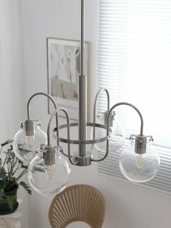 Vakkerlight Hansford Chandelier Chandeliers