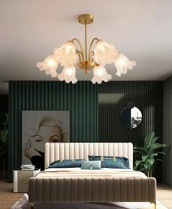 Vakkerlight Lily Chandelier