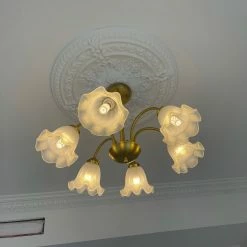 Vakkerlight Lily Chandelier
