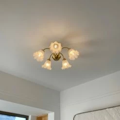 Vakkerlight Lily Chandelier