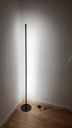 Vakkerlight Linear LED Floor Lamp