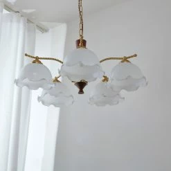 Vakkerlight Milky Flower Chandelier