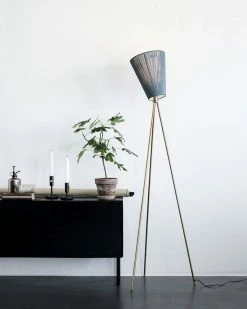 Vakkerlight Floor Lamps Modern Oslo Wood Floor Lamp