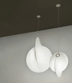 Vakker Overlap Suspension Lamp