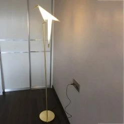 Vakkerlight Floor Lamps Perching Bird Floor Lamp