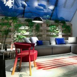 Vakker Pluma Floor Lamp