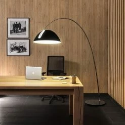 Vakker Pluma Floor Lamp