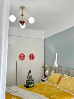 Vakkerlight Sculptural Glass Ribbed Chandelier