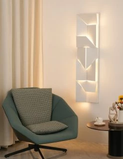 Vakkerlight Bedroom Shadows Grand Sconce