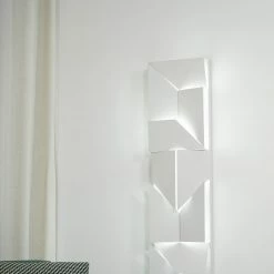 Vakkerlight Bedroom Shadows Grand Sconce