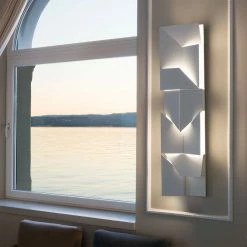 Vakkerlight Bedroom Shadows Grand Sconce