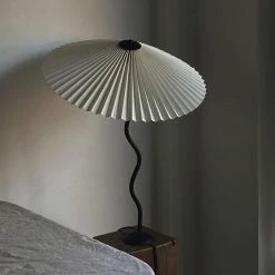 Vakkerlight Squiggle Table Lamp