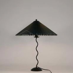 Vakkerlight Squiggle Table Lamp