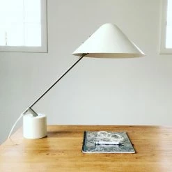 Vakkerlight Small Hat Table Lamp