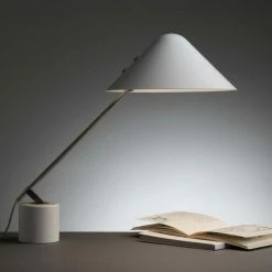 Vakkerlight Small Hat Table Lamp