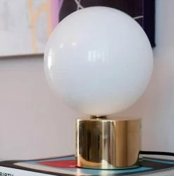 Vakkerlight Tip Of The Tongue Table Lamp