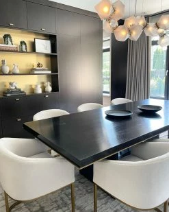 Vakkerlight Welles Chandelier Chandeliers