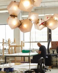 Vakkerlight Welles Chandelier Chandeliers