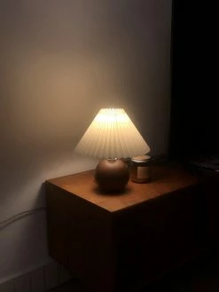 Vakkerlight Table Lamps Wooden Pleated Table Lamp
