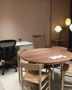 Vakkerlight Nelson Table Lamp